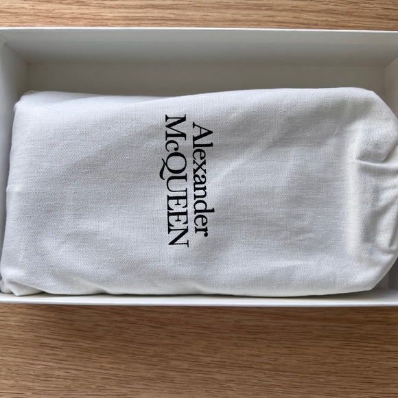 Alexander McQueen Wallet/Purse - Picture 3 of 9